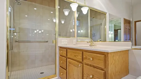 E5110 Interlachen Boulevard Eleva WI 54738