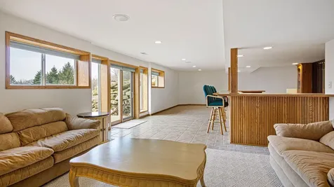 E5110 Interlachen Boulevard Eleva WI 54738