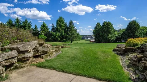 E5110 Interlachen Boulevard Eleva WI 54738