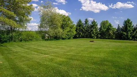 E5110 Interlachen Boulevard Eleva WI 54738