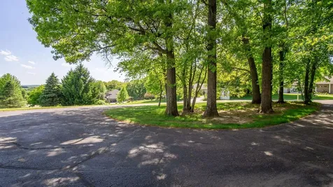 E5110 Interlachen Boulevard Eleva WI 54738