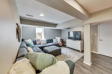 321 E Diamond Lake Road Minneapolis MN 55419