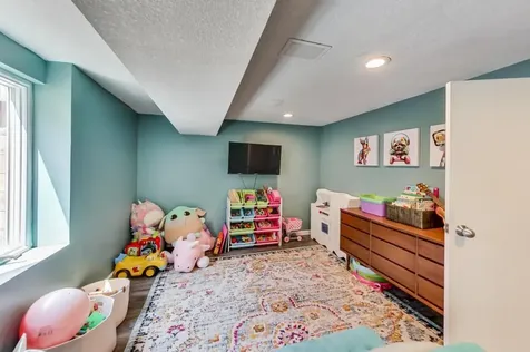 321 E Diamond Lake Road Minneapolis MN 55419