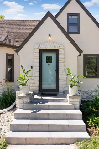 321 E Diamond Lake Road Minneapolis MN 55419