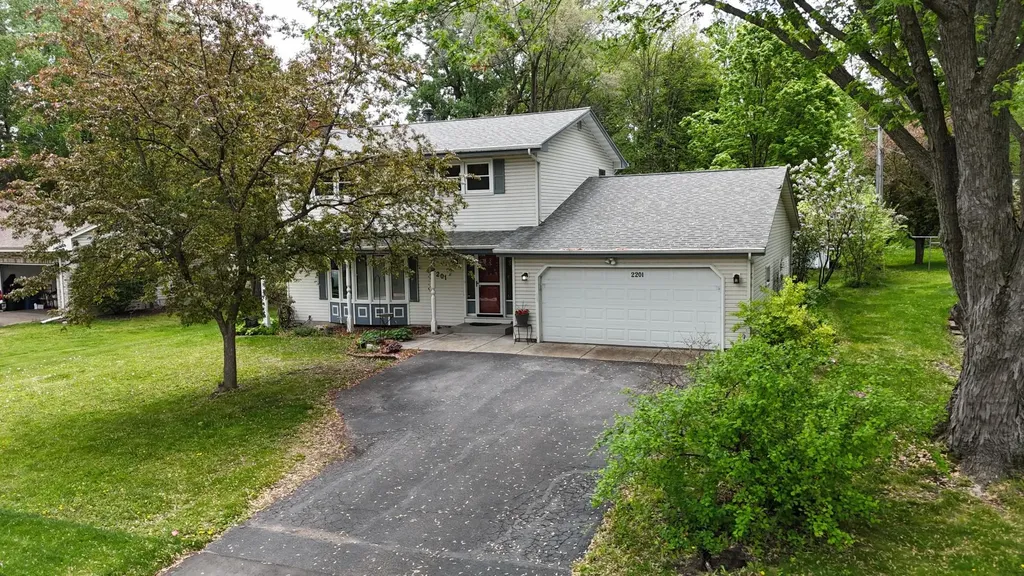 2201 Mounds Avenue New Brighton MN 55112