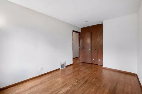 880 Whitney Drive Apple Valley MN 55124