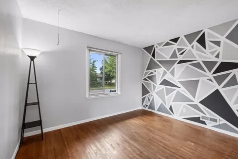 880 Whitney Drive Apple Valley MN 55124