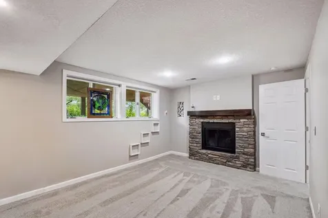 880 Whitney Drive Apple Valley MN 55124