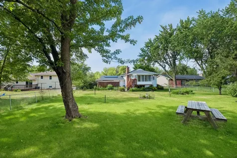 880 Whitney Drive Apple Valley MN 55124