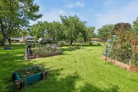 880 Whitney Drive Apple Valley MN 55124