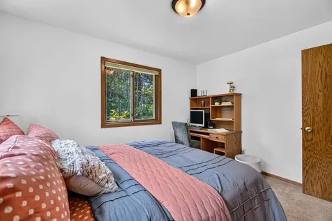 4437 Old Wells Road Eau Claire WI 54703