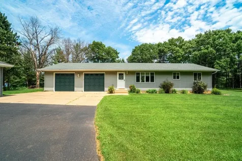 4437 Old Wells Road Eau Claire WI 54703