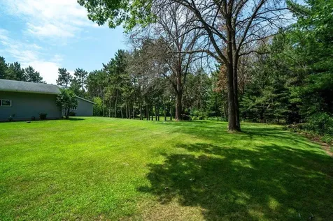 4437 Old Wells Road Eau Claire WI 54703