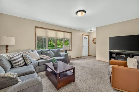 4437 Old Wells Road Eau Claire WI 54703