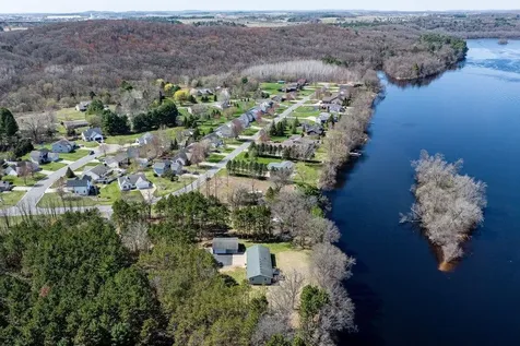 4437 Old Wells Road Eau Claire WI 54703
