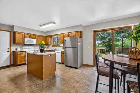 4437 Old Wells Road Eau Claire WI 54703