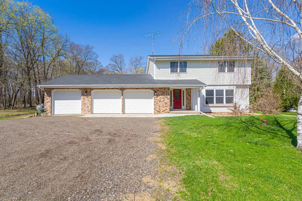 450 Country View Lane Le Sueur MN 56058