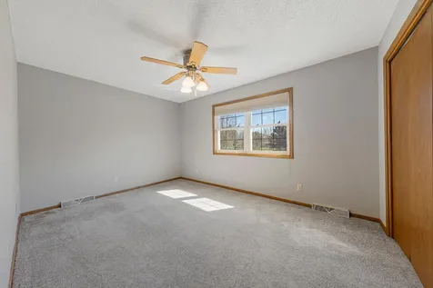 450 Country View Lane Le Sueur MN 56058