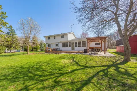 450 Country View Lane Le Sueur MN 56058