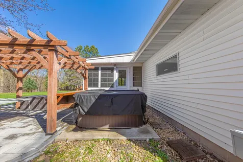 450 Country View Lane Le Sueur MN 56058