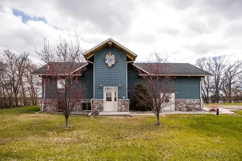 48484 Flicker Lane Ottertail MN 56571