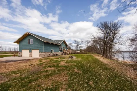 48484 Flicker Lane Ottertail MN 56571