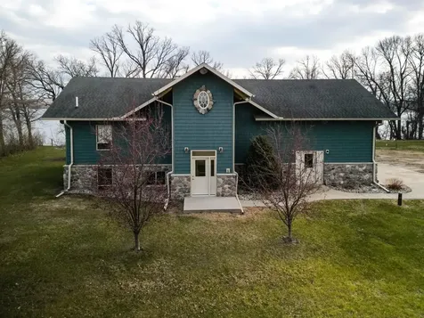 48484 Flicker Lane Ottertail MN 56571