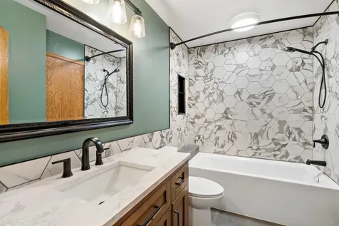 356 Bluestem Avenue Shakopee MN 55379