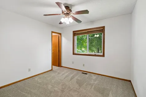 356 Bluestem Avenue Shakopee MN 55379