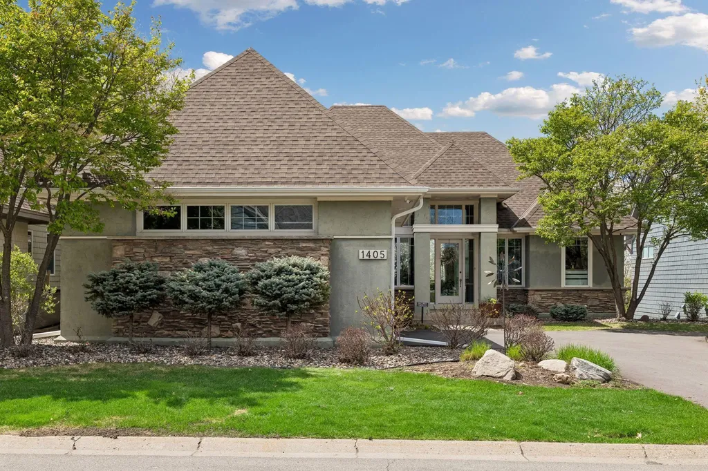 1405 Skyline Drive Golden Valley MN 55422