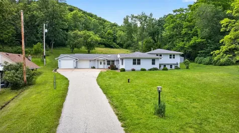 1613 Gilmore Valley Road Winona MN 55987