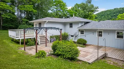 1613 Gilmore Valley Road Winona MN 55987
