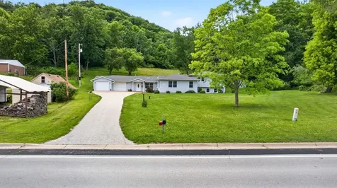 1613 Gilmore Valley Road Winona MN 55987