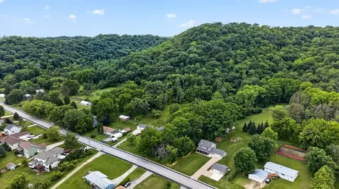 1613 Gilmore Valley Road Winona MN 55987