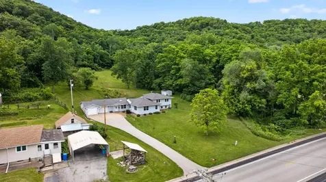 1613 Gilmore Valley Road Winona MN 55987