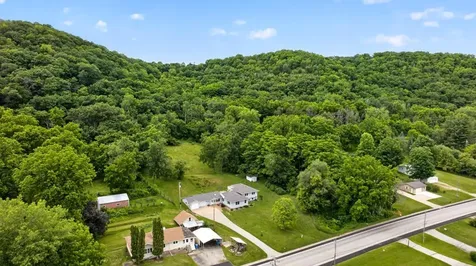 1613 Gilmore Valley Road Winona MN 55987