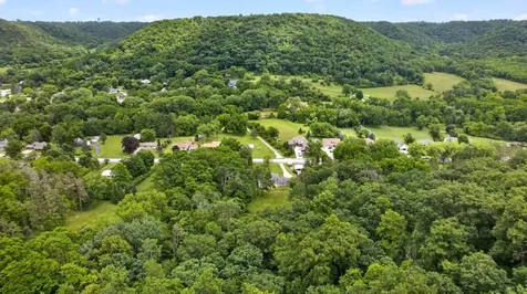 1613 Gilmore Valley Road Winona MN 55987