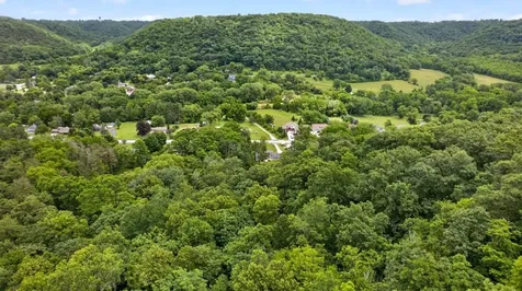 1613 Gilmore Valley Road Winona MN 55987