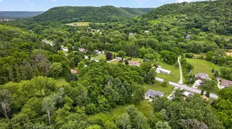 1613 Gilmore Valley Road Winona MN 55987