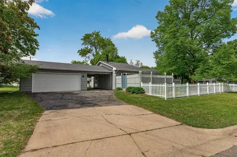 8600 31st Avenue N Crystal MN 55427