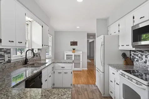 8600 31st Avenue N Crystal MN 55427