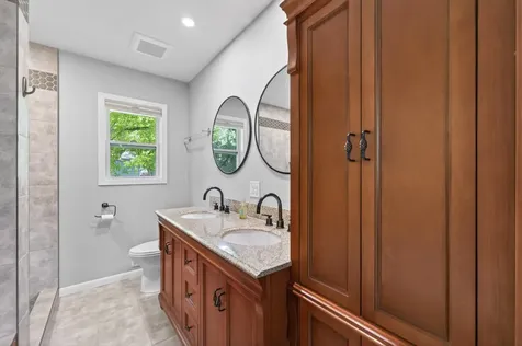 8600 31st Avenue N Crystal MN 55427