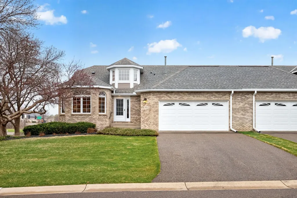 3605 Black Oaks Lane N Plymouth MN 55446