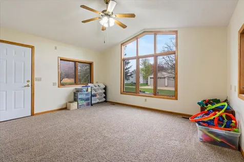 912 10th Street Gaylord MN 55334