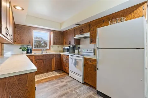 912 10th Street Gaylord MN 55334