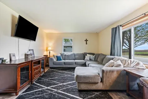 912 10th Street Gaylord MN 55334
