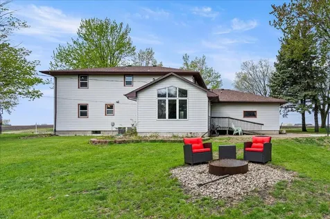 912 10th Street Gaylord MN 55334