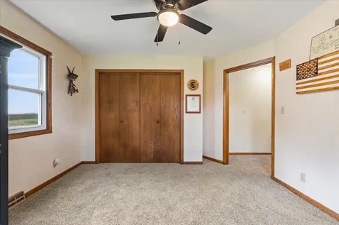 912 10th Street Gaylord MN 55334