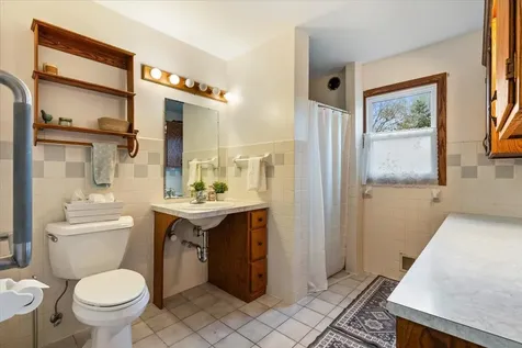 912 10th Street Gaylord MN 55334