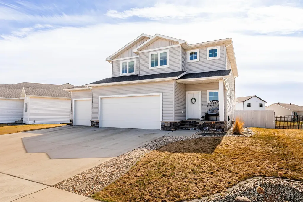 5488 11th Street W West Fargo ND 58078